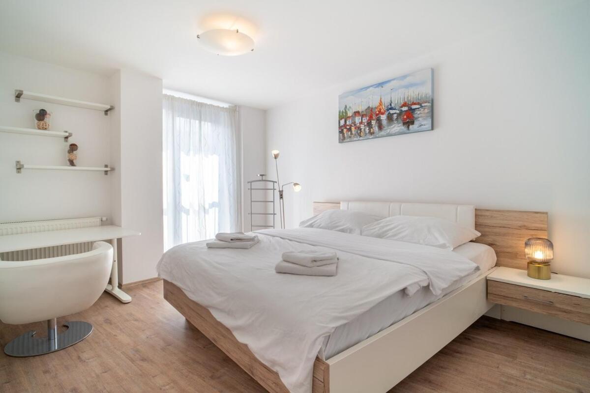 Chic Urban 1br And Easy Parking * Pressburg